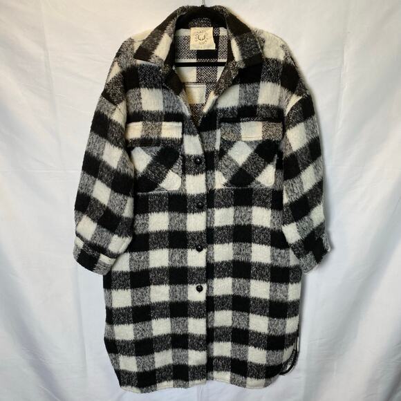 Fantastic Fawn Women’s Oversized Long Plaid Coat Shacket Size Large Checkered - Picture 1 of 13